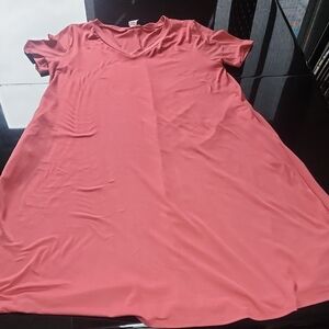 Elegant Pink Midi Dress VNeck With Pockets